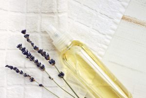 Natürliche Selbstgemachte Spray